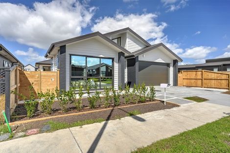 Photo of property in 26 Babina Avenue, Kumeu, 0810