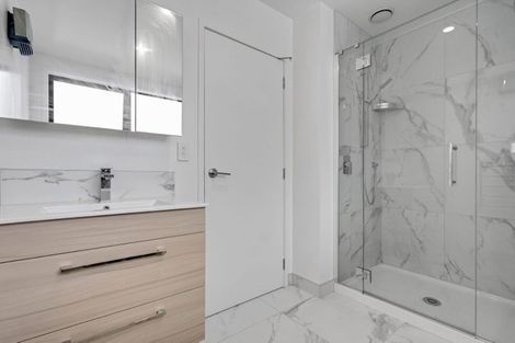 Photo of property in 5/137 View Road, Sunnyvale, Auckland, 0612