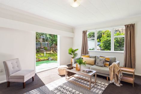 Photo of property in 93 Wellington Road, Paekakariki, 5034