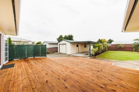Photo of property in 27 Aspiring Avenue, Milson, Palmerston North, 4414