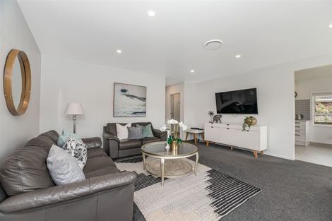 Photo of property in 25 Tiroroa Avenue, Te Atatu South, Auckland, 0610