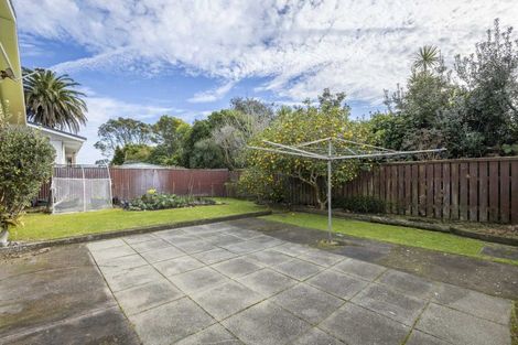 Photo of property in 10 Severn Place, Spotswood, New Plymouth, 4310
