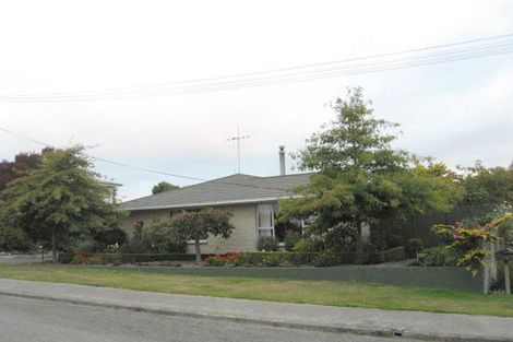 Photo of property in 32 Oban Street, Holmes Hill, Oamaru, 9401