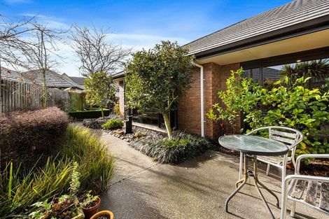 Photo of property in 17 Evergreen Place, Parklands, Christchurch, 8083