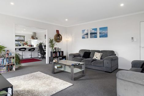 Photo of property in 8 Antrim Glade, Welcome Bay, Tauranga, 3175