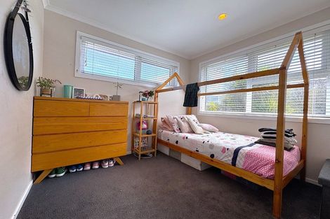 Photo of property in 121 Sandspit Road, Shelly Park, Auckland, 2014