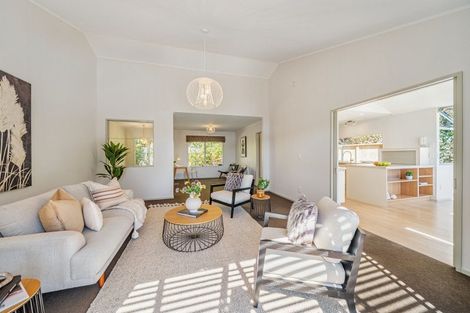 Photo of property in 88a Paremata Road, Paremata, Porirua, 5024