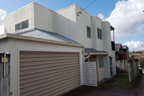 Photo of property in 8a Blockhouse Bay Road, Avondale, Auckland, 1026