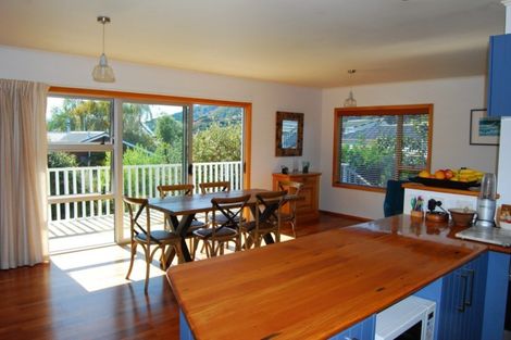 Photo of property in 250a Waikawa Road, Waikawa, Picton, 7220