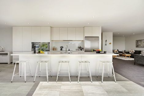 Photo of property in 1/14 Rothesay Bay Road, Rothesay Bay, Auckland, 0630