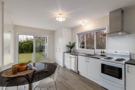 Photo of property in 27 Bourne Crescent, Papanui, Christchurch, 8053