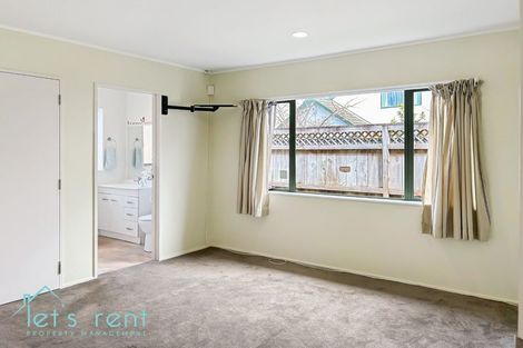 Photo of property in 1/150 Rosebank Road, Avondale, Auckland, 1026