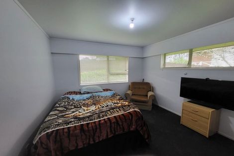 Photo of property in 154 Everglade Drive, Totara Heights, Auckland, 2105
