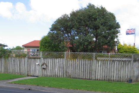 Photo of property in 125 Universal Drive, Henderson, Auckland, 0610