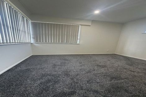 Photo of property in 1 Rondorlyn Place, Manurewa, Auckland, 2102