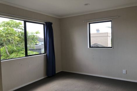 Photo of property in 20 Fergy Crescent, Wattle Downs, Auckland, 2103