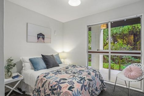 Photo of property in 5 Holmcroft Court, Cracroft, Christchurch, 8022