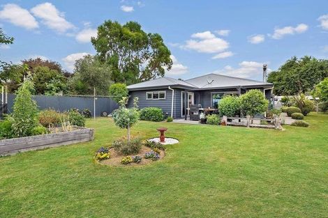 Photo of property in 50 Brooklyn Road, Carterton, 5713