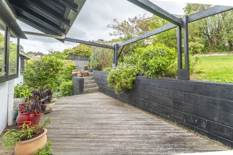 Photo of property in 9 Halswater Drive, Churton Park, Wellington, 6037