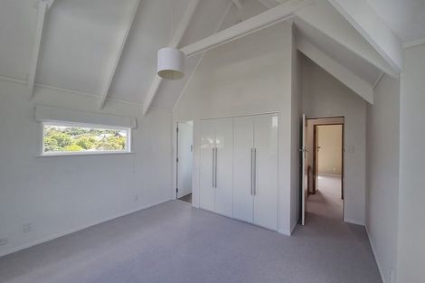 Photo of property in 41 Farm Road, Northland, Wellington, 6012