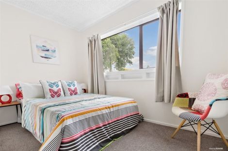 Photo of property in 3 Ross Avenue, Papatoetoe, Auckland, 2025