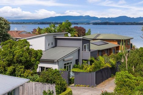 Photo of property in 35 Waione Avenue, Athenree, Waihi Beach, 3177