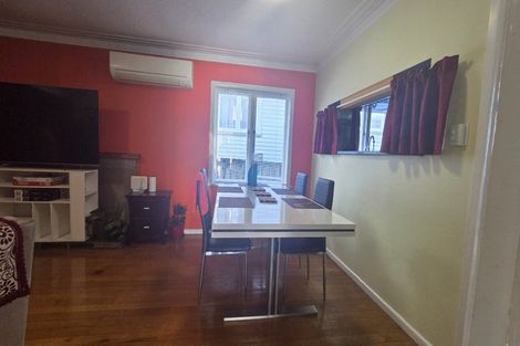 Photo of property in 15 Brains Road, Kelston, Auckland, 0602