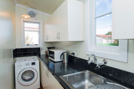 Photo of property in 3 Wellington Street, Te Hapara, Gisborne, 4010