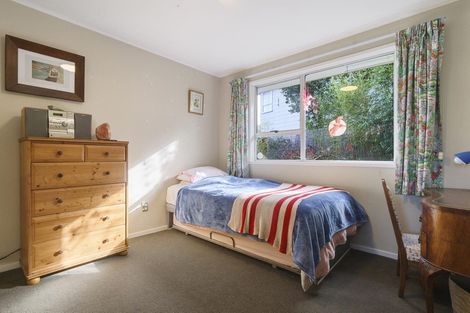 Photo of property in 28 Newham Place, Henderson, Auckland, 0612