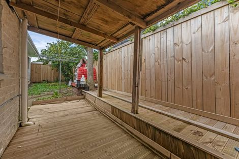 Photo of property in 2/126 Great South Road, Manurewa, Auckland, 2102