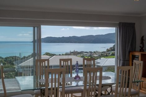 Photo of property in 6 Christine Drive, Coopers Beach, 0420