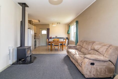 Photo of property in 43 Copinsha Street, Palmerston, 9430