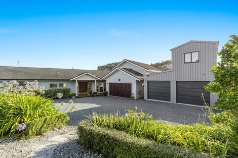 Photo of property in 136a Monarch-downs Way, Warkworth, 0982
