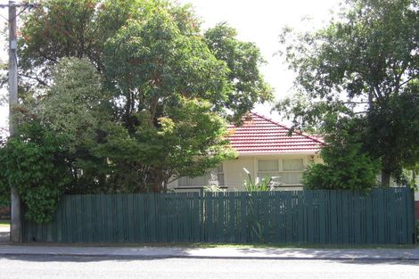 Photo of property in 91 Godley Road, Green Bay, Auckland, 0604