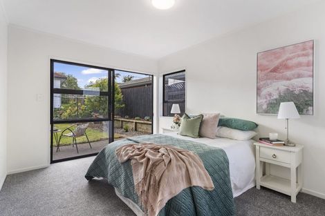 Photo of property in 13 Edendale Road, Somerville, Auckland, 2014