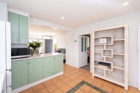 Photo of property in 2 Leyland Road, Te Awanga, 4102