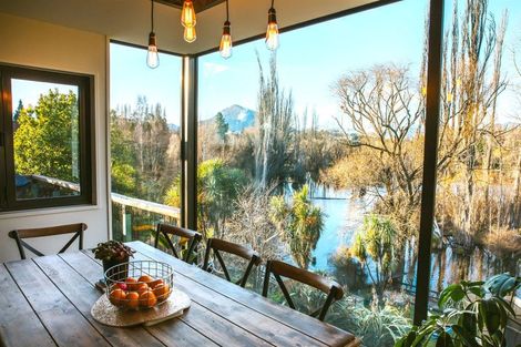 Photo of property in 70 Lagoon Avenue, Albert Town, Wanaka, 9305