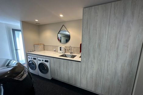 Photo of property in 10 Drysdale Road, Jacks Point, 9371