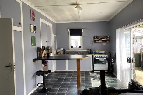 Photo of property in 14 Leicester Street, Patea, 4520