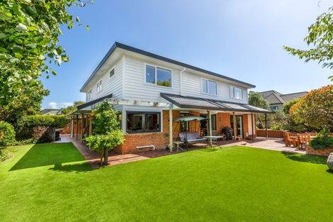 Photo of property in 28 Lanyon Place, Whitby, Porirua, 5024