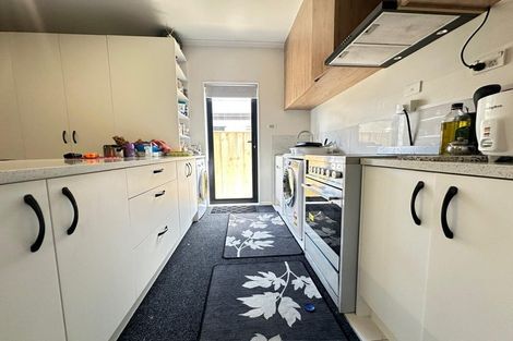 Photo of property in 18 Noia Way, Karaka, Papakura, 2113