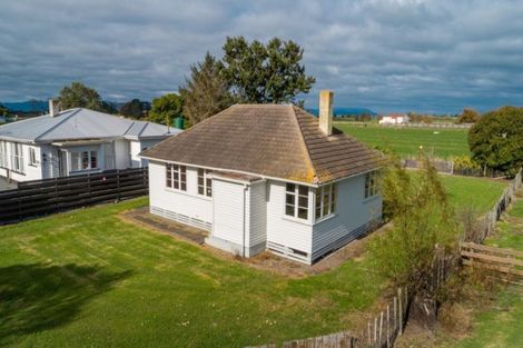 Photo of property in 8 Orchard East Road, Ngatea, 3503