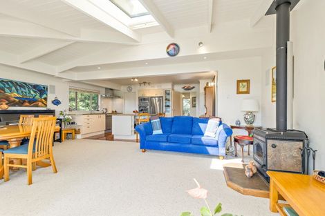 Photo of property in 5 Kanuka Road, Sandspit, Warkworth, 0982