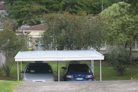 Photo of property in 1/13 Wykeham Place, Glenfield, Auckland, 0629