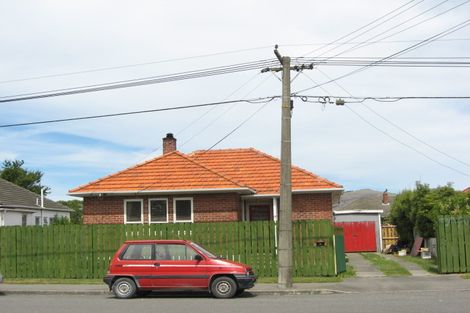 Photo of property in 17 Hopkins Street, Woolston, Christchurch, 8023