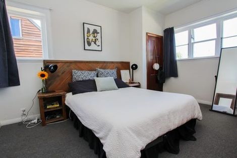 Photo of property in 2 Bains Avenue, Hamilton East, Hamilton, 3216