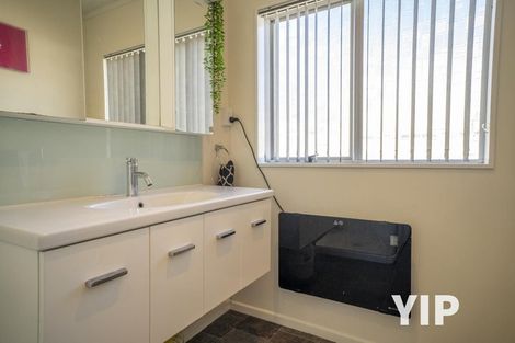 Photo of property in 13a Colchester Crescent, Newlands, Wellington, 6037