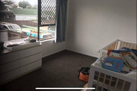 Photo of property in 23 Lane Road, Weymouth, Auckland, 2103