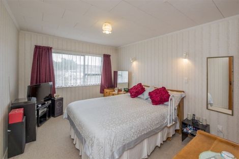 Photo of property in 15 Cook Street, Foxton, 4814