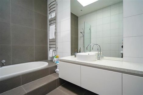 Photo of property in 306b Jervois Road, Herne Bay, Auckland, 1011